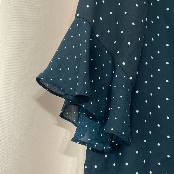 H&M blouse - Picture 2 of 5